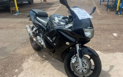 Moto CBR 600 F