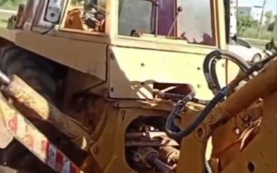 Retroescavadeira Caiser 580H,